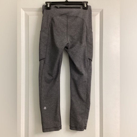 🍋Lululemon🍋 Speed Up Crop (21") - Picture 3 of 4